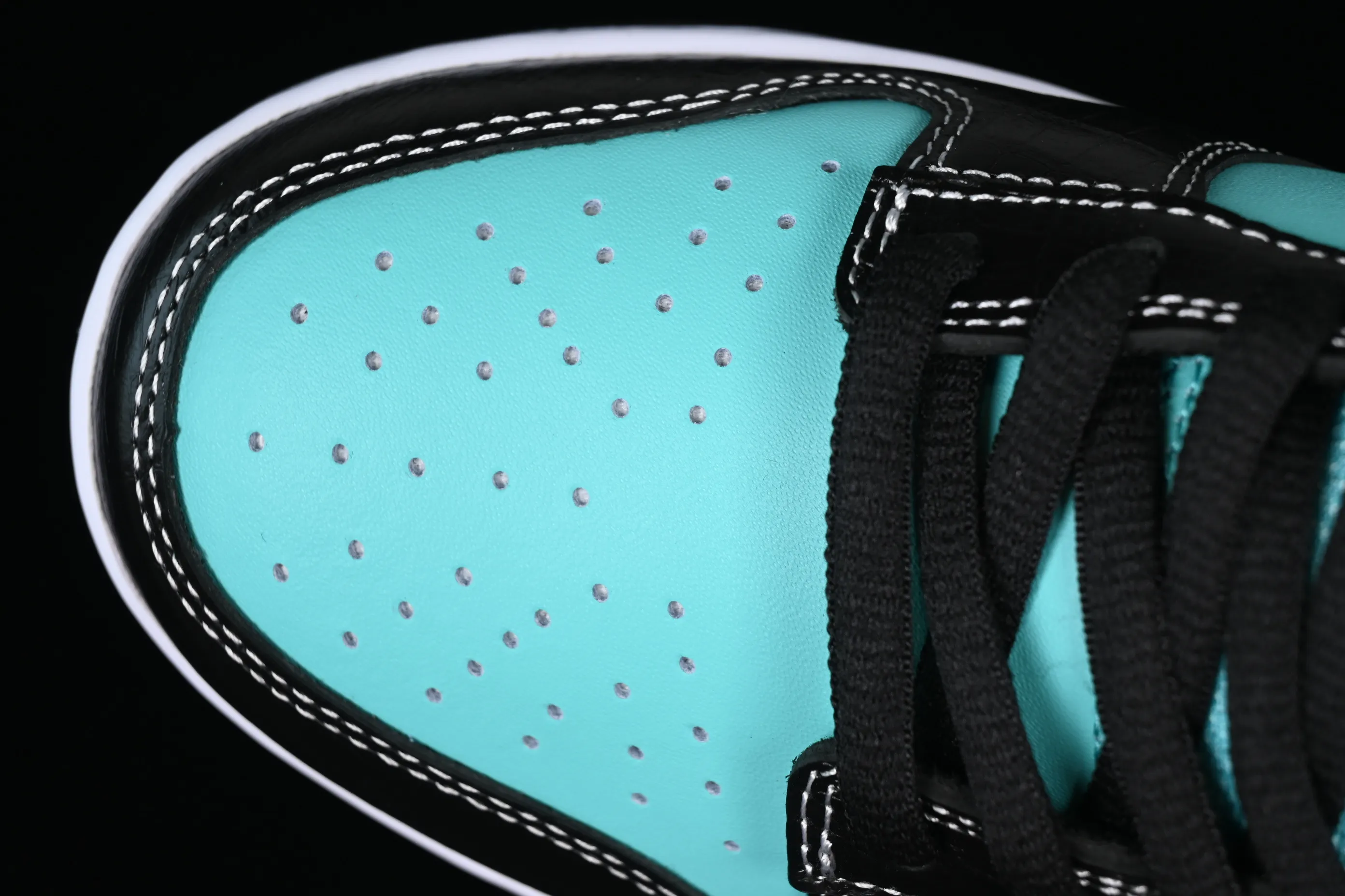 All categories Nk SB Dunk series Nk SB Dunk Low low-top sneakers Nk Dunk SB Diamond "Tiffany" diamond mint green low-top sports and leisure sneakers 304292-402